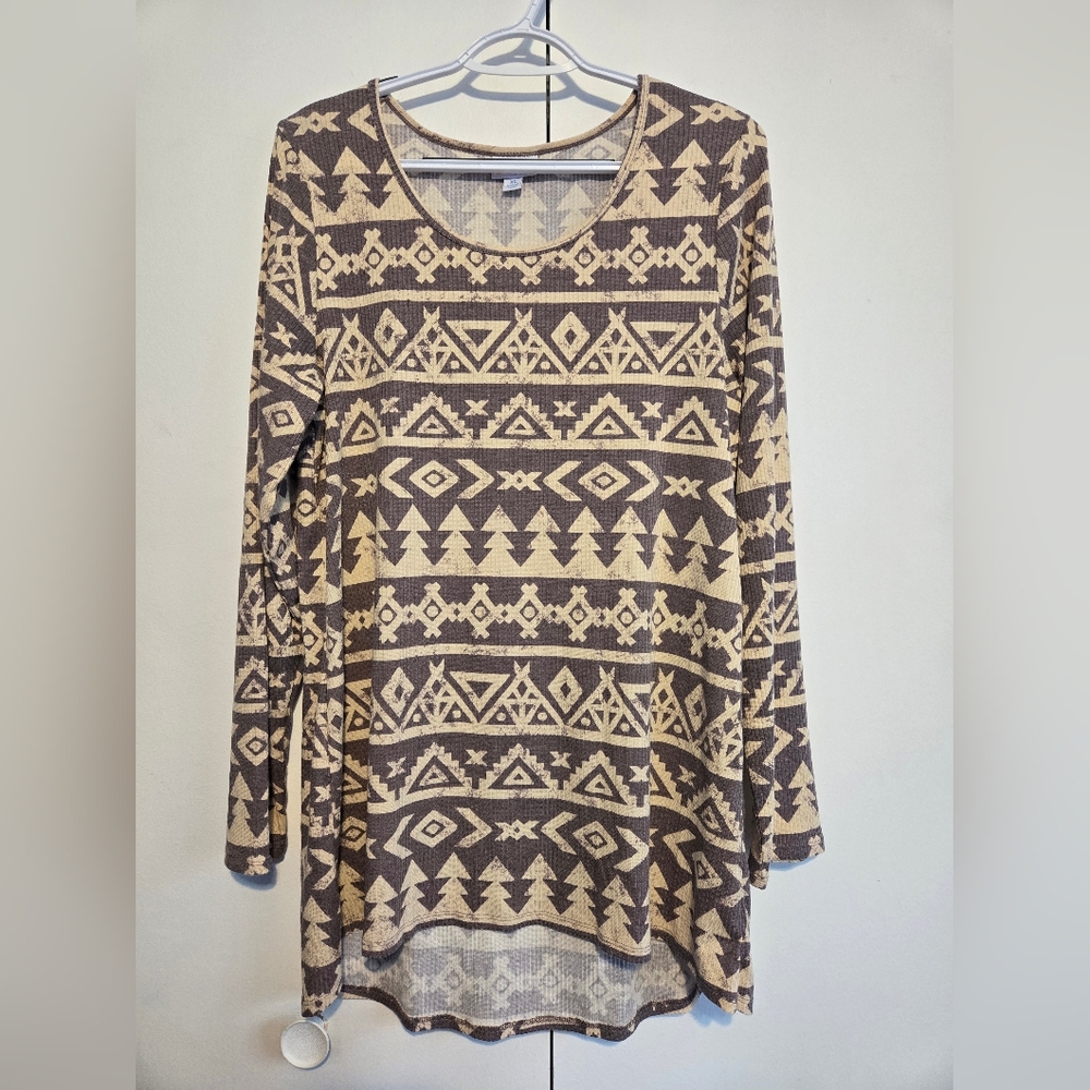LuLaRoe Aztec Patterned Long Sleeve Top